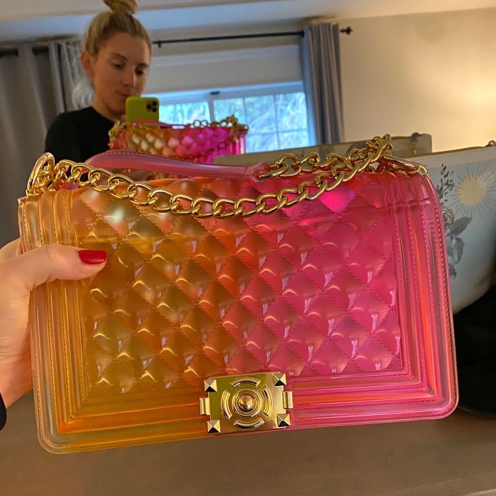 Cute purse! No brand name
